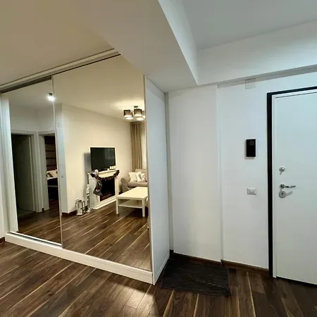 Luxury - Private Parking - Self Check In - Bujorului *