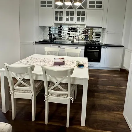 Apartment Luxury - Private Parking - Self Check In - Bujorului *